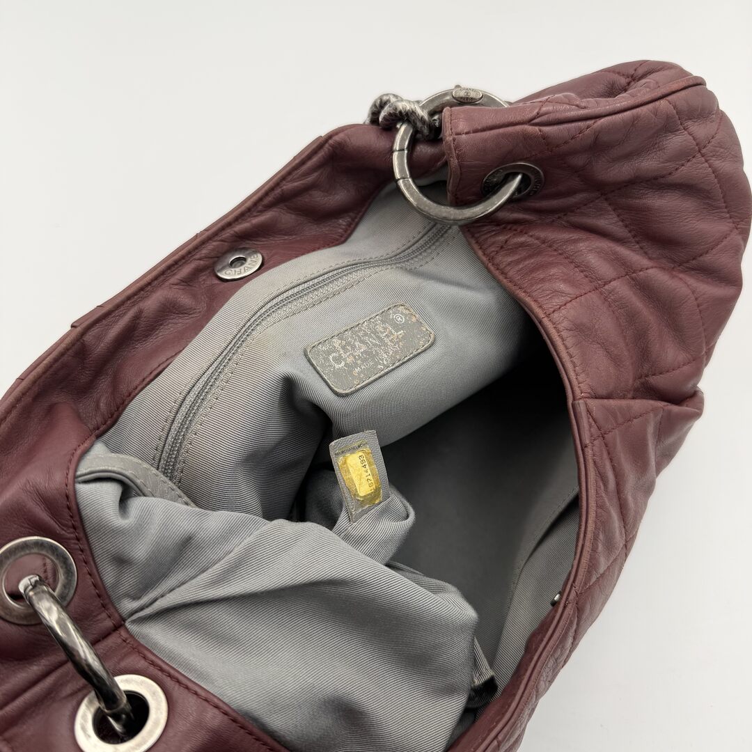 2012 Chanel Burgundy Quilted Pleats Hobo Leather Shoulder Bag