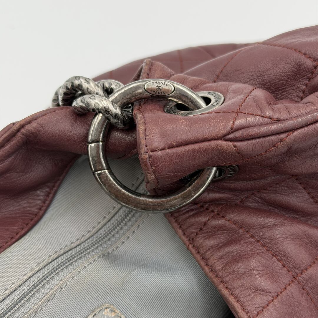 2012 Chanel Burgundy Quilted Pleats Hobo Leather Shoulder Bag