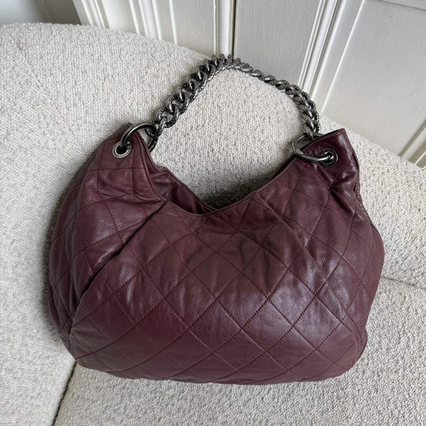 2012 Chanel Burgundy Quilted Pleats Hobo Leather Shoulder Bag