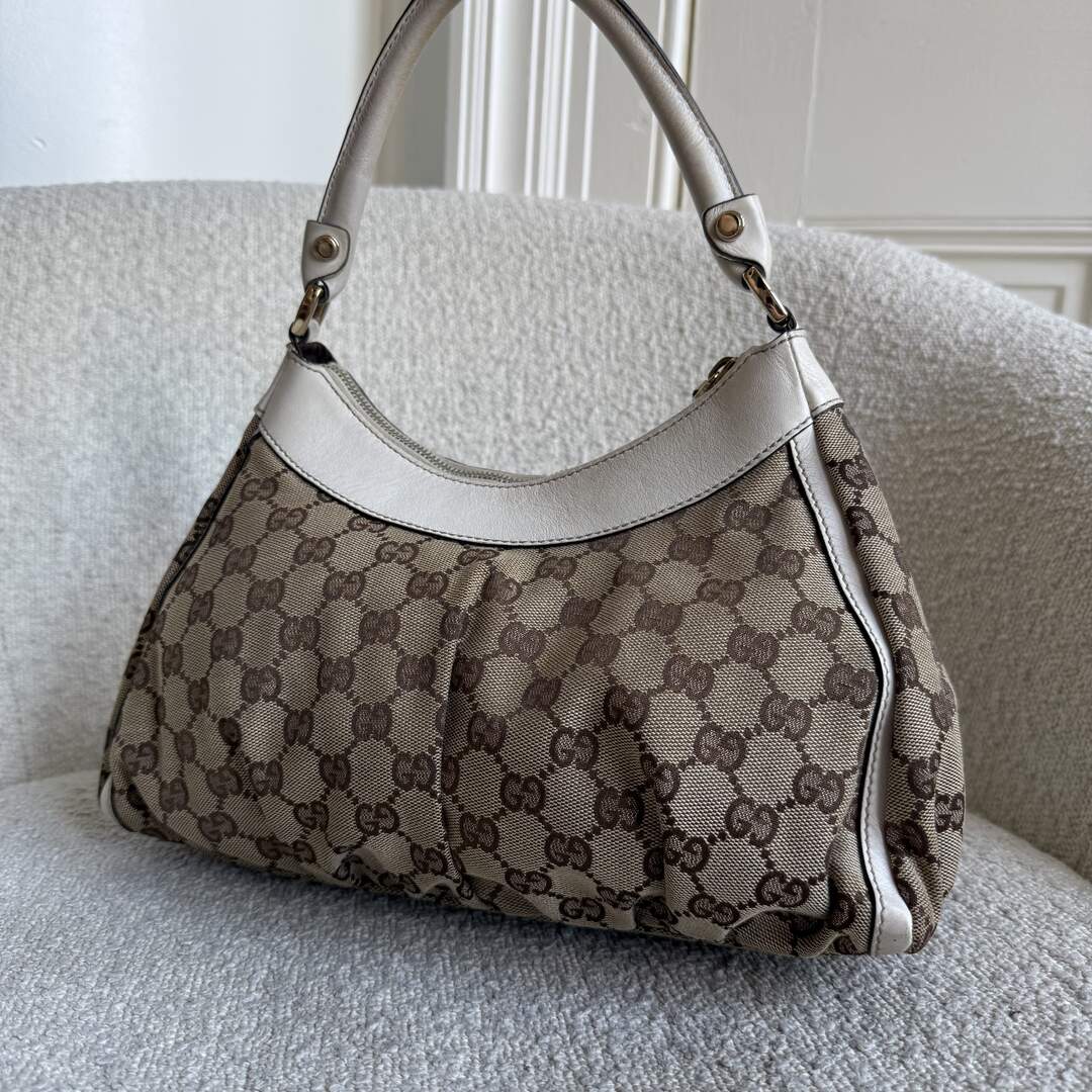 Gucci GG Canvas Abbey White Shoulder Bag