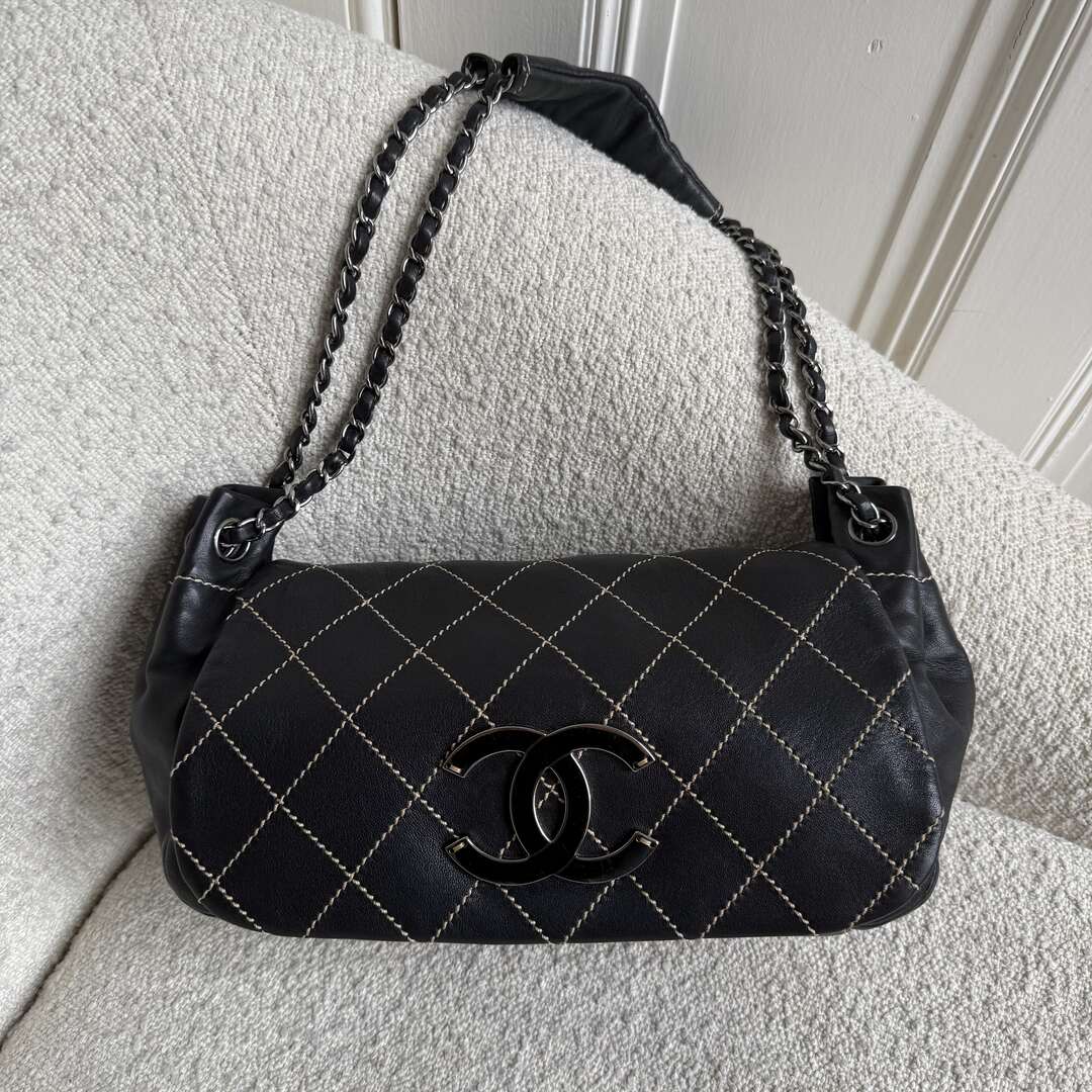 2004 Chanel CC Wild Stitch Surpique Chain Flap Black Shoulder Bag