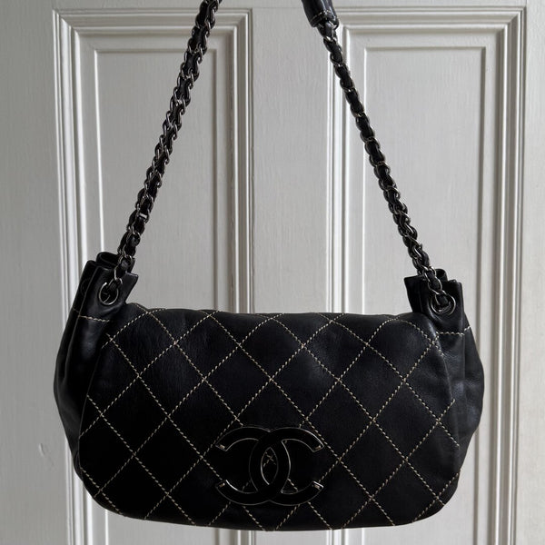 2004 Chanel CC Wild Stitch Surpique Chain Flap Black Shoulder Bag