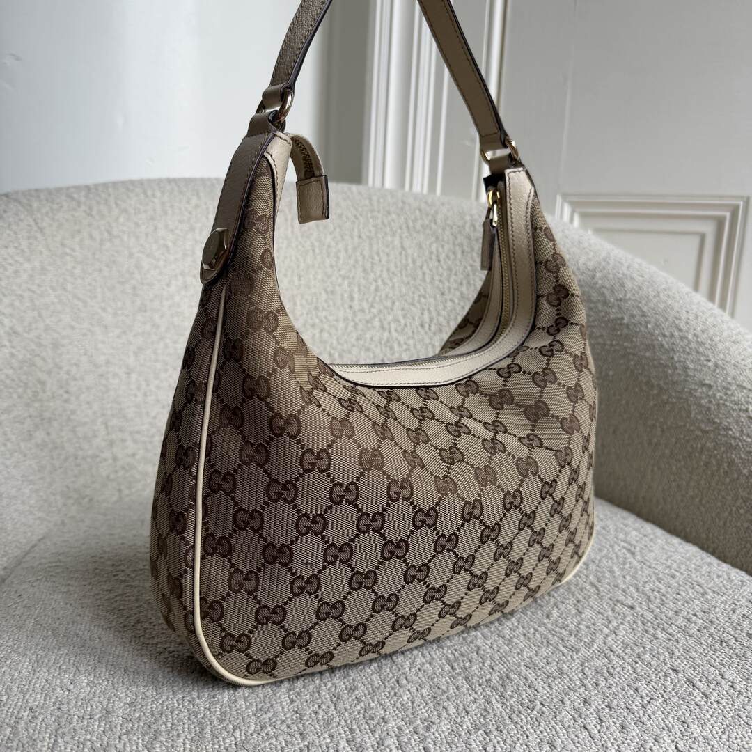 Gucci GG Canvas White Shoulder Bag