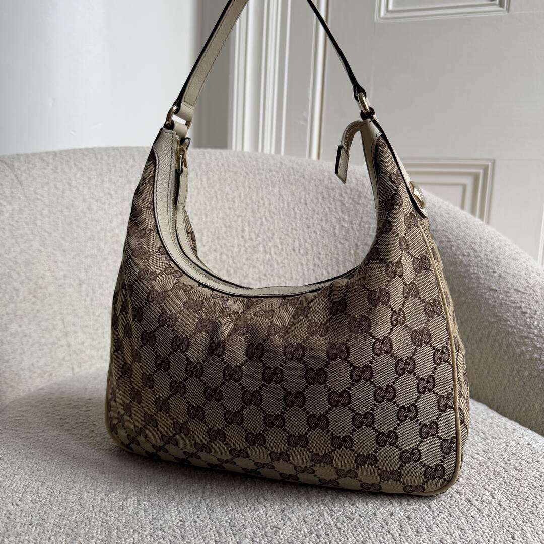 Gucci GG Canvas White Shoulder Bag