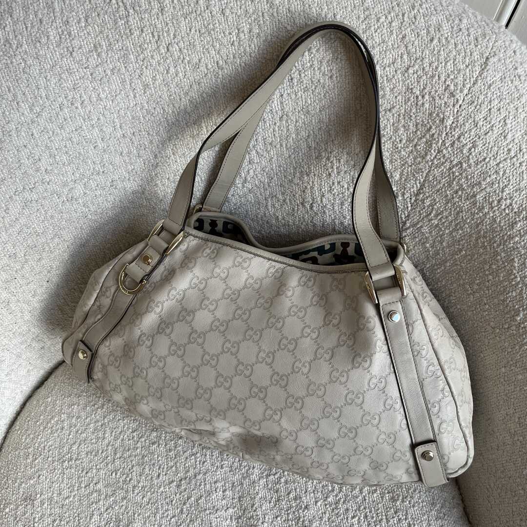 Gucci Guccissima Abbey Leather Cream Tote Bag