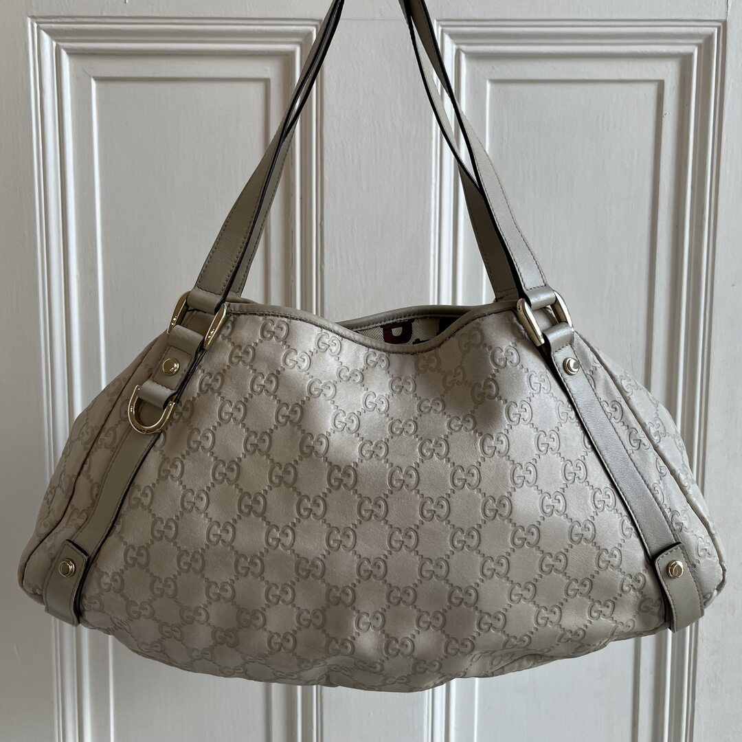 Gucci Guccissima Abbey Leather Cream Tote Bag