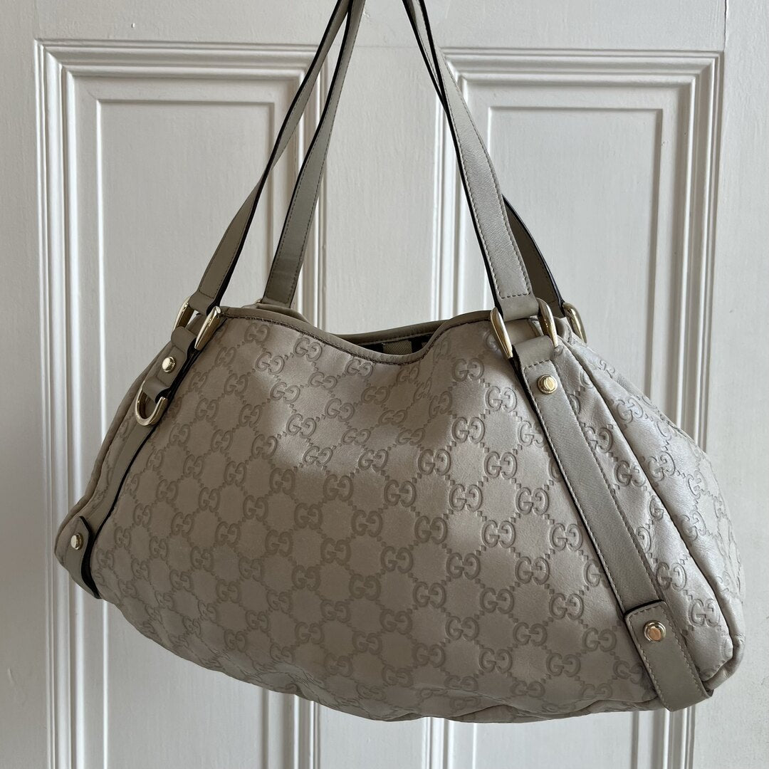 Gucci Guccissima Abbey Leather Cream Tote Bag