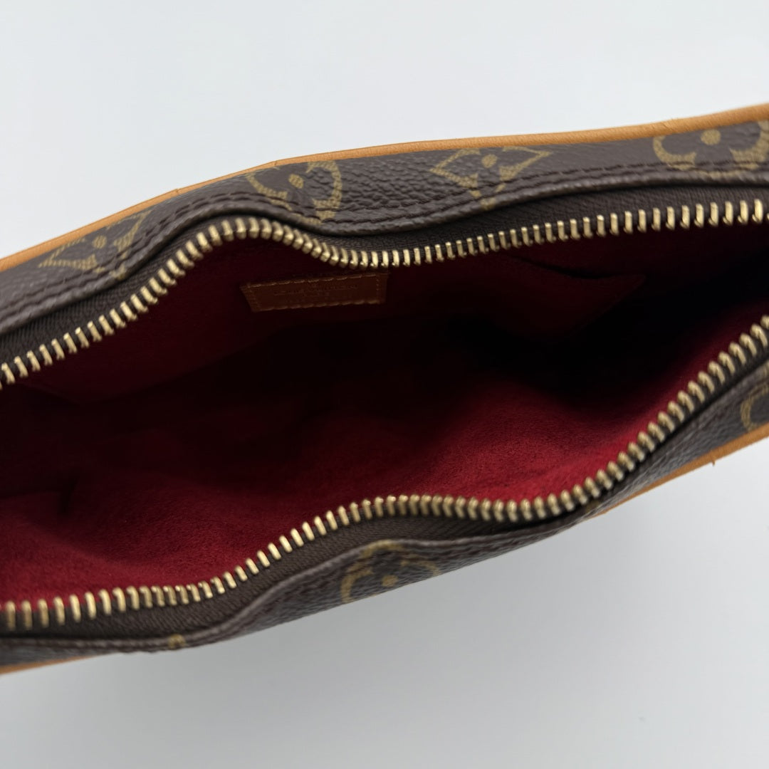 2002 Louis Vuitton Croissant PM Shoulder Bag