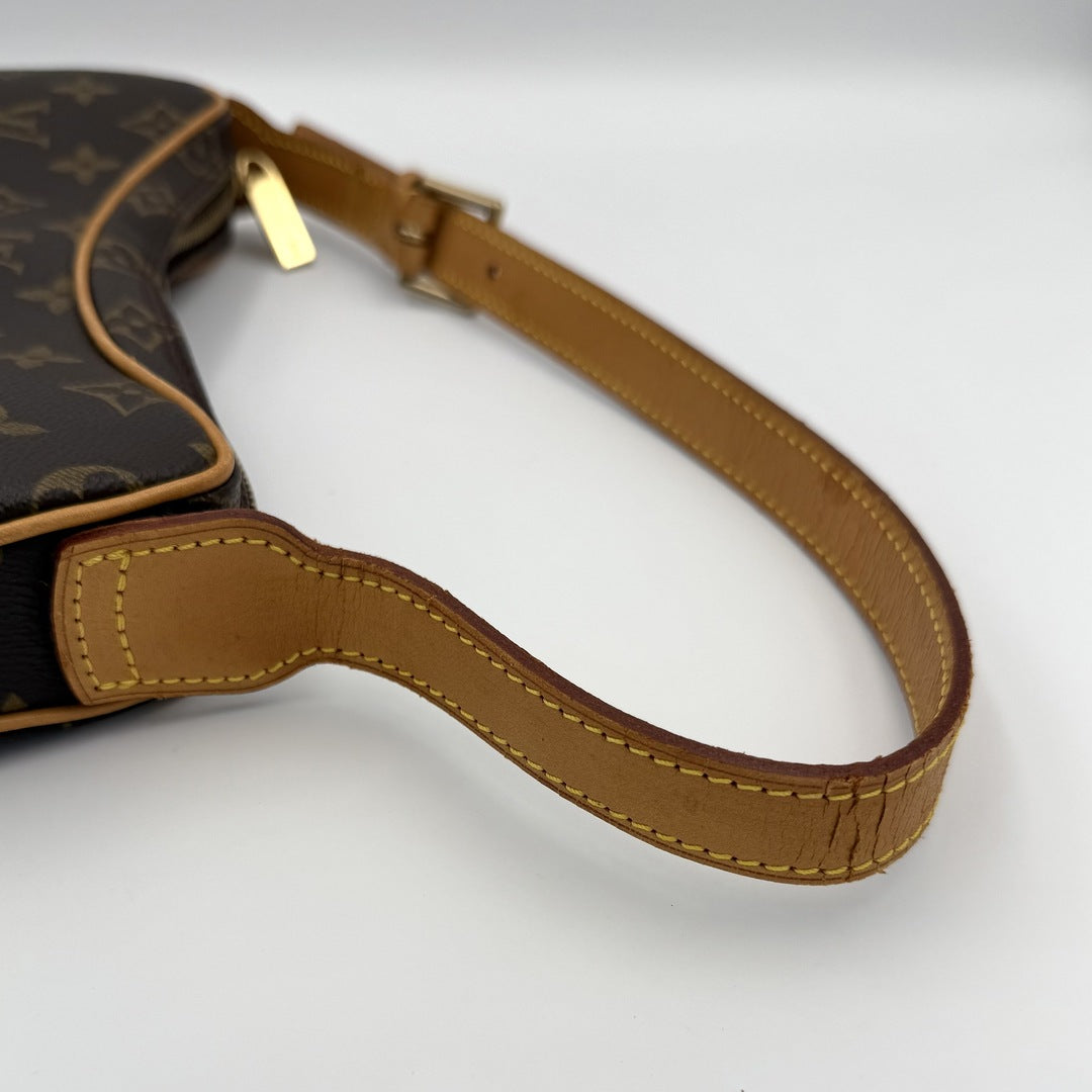 2002 Louis Vuitton Croissant PM Shoulder Bag