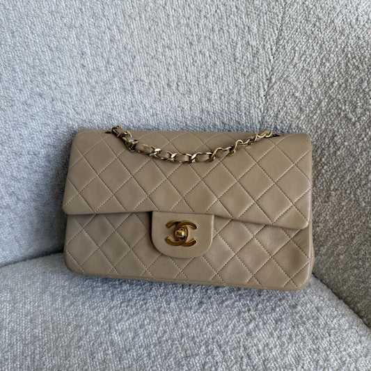 90s Chanel Matelasse Double Flap Chain 24K Gold Beige Shoulder Bag