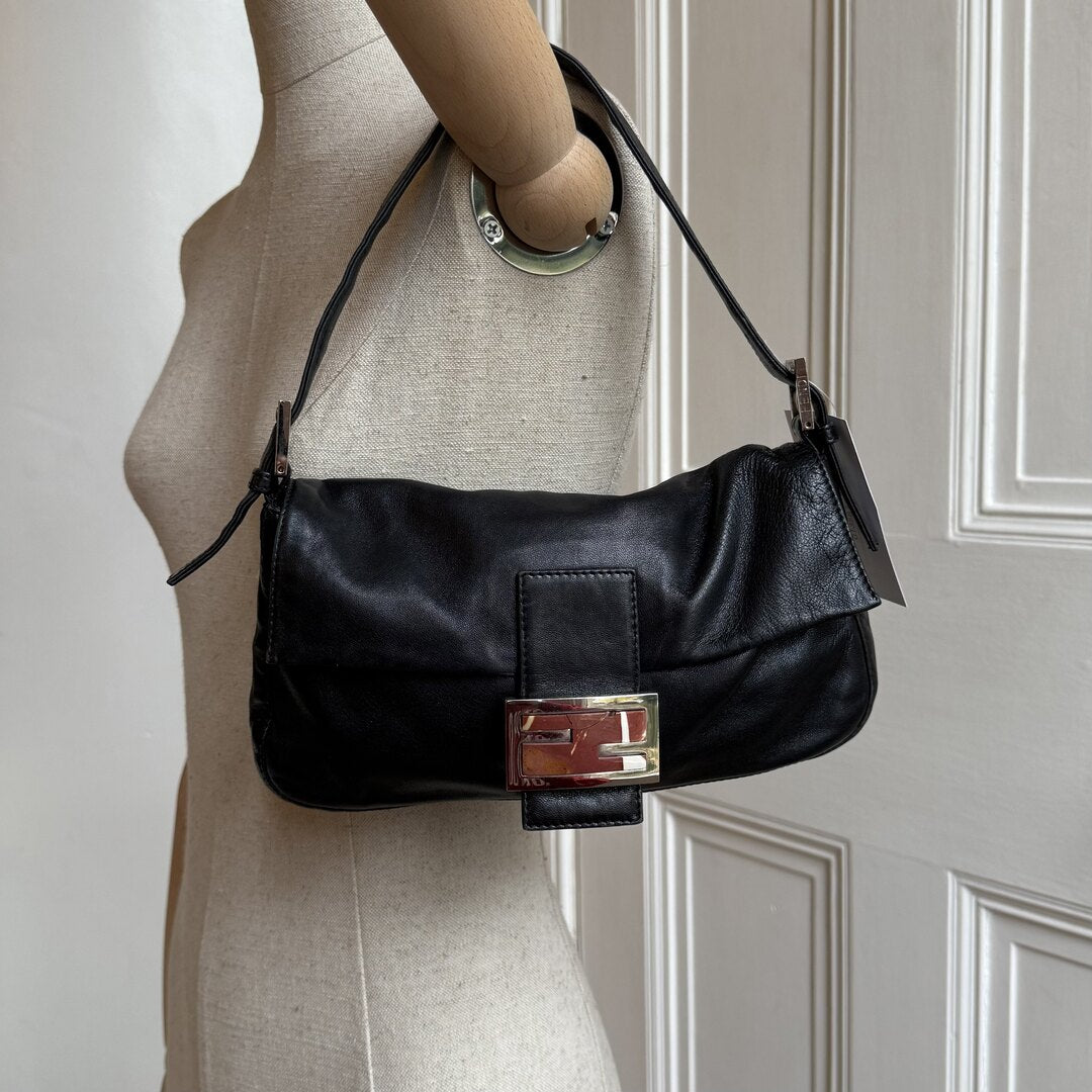Fendi Mamma Baguette Black Leather Shoulder Bag
