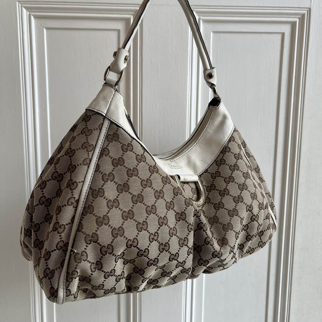 Gucci GG Canvas Abbey White Shoulder Bag