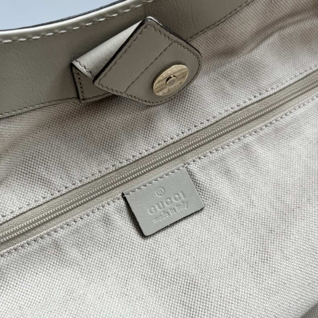 Gucci Guccissima Sukey Leather Cream Tote Bag