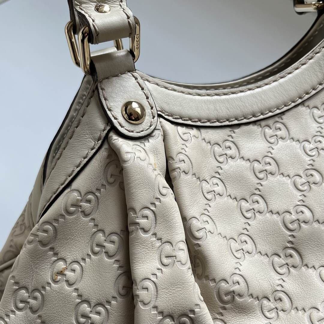 Gucci Guccissima Sukey Leather Cream Tote Bag