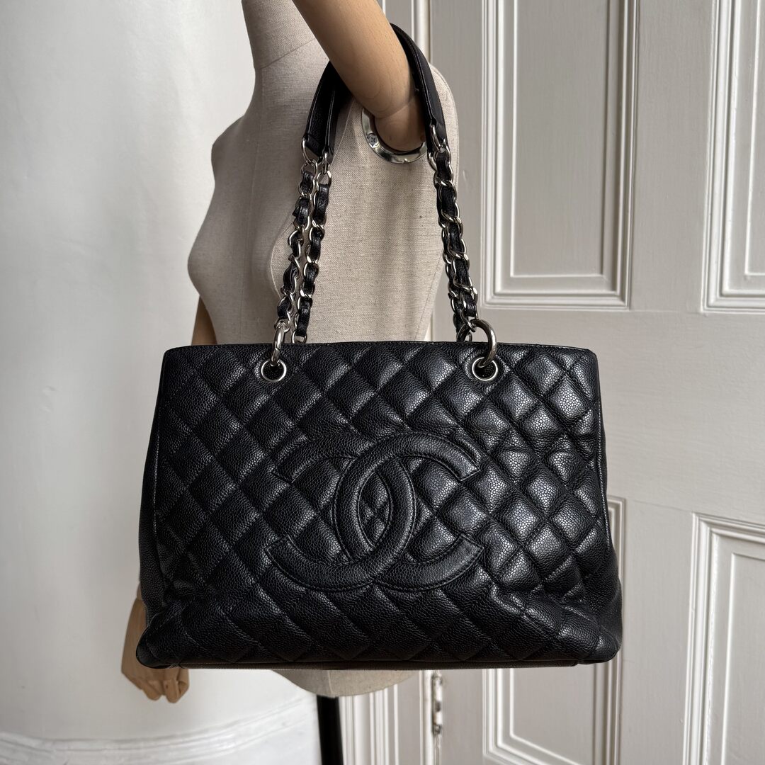 2009 Chanel CC Matelasse Timeless Black Chain Shoulder Bag