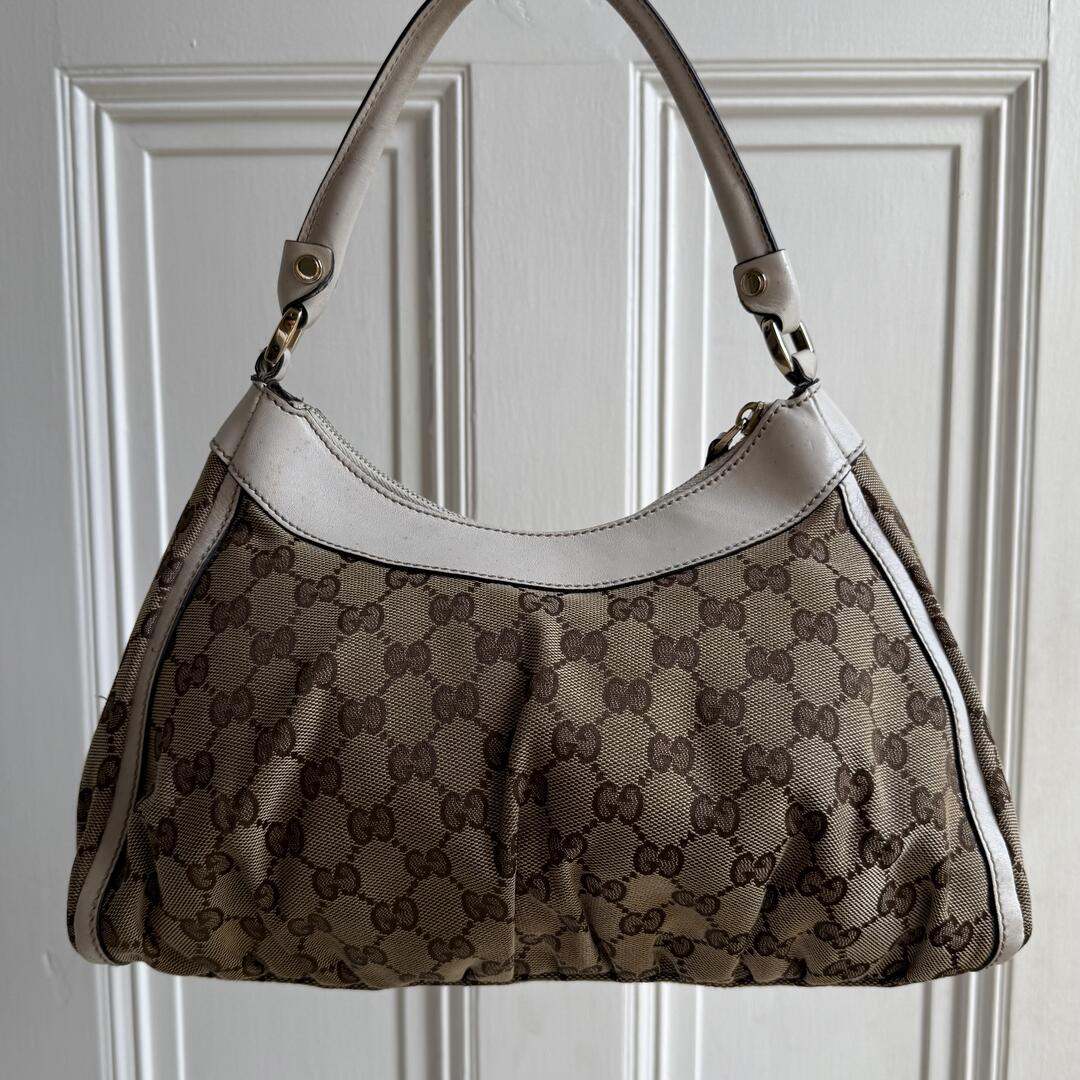 Gucci GG Canvas Abbey White Shoulder Bag