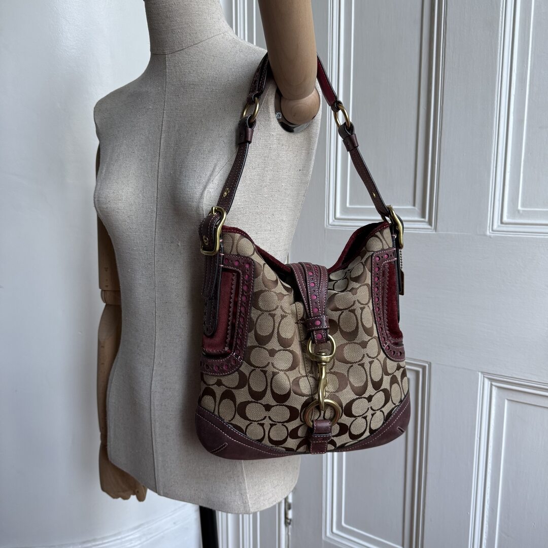 Coach Signature Hobo Buckle Burgundy Shoulder Bag
