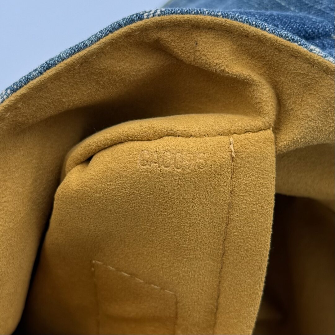 2005 Louis Vuitton Blue Denim Pleaty Shoulder Bag
