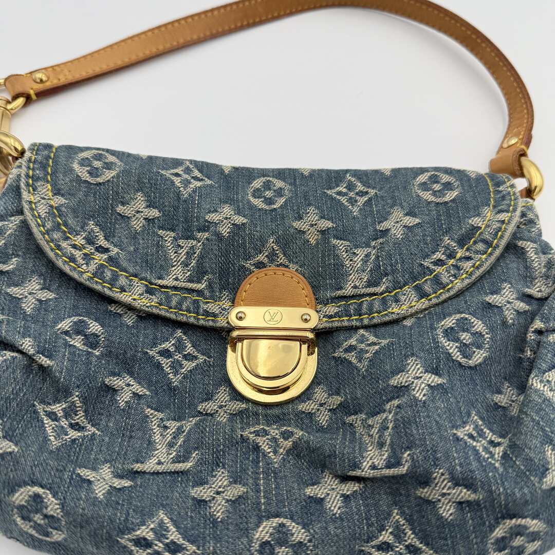2005 Louis Vuitton Blue Denim Pleaty Shoulder Bag