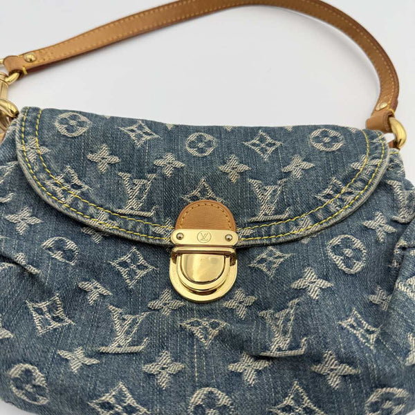 2005 Louis Vuitton Blue Denim Pleaty Shoulder Bag