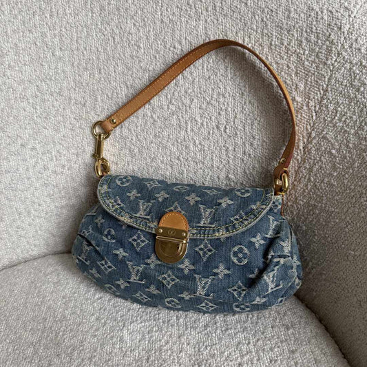 2005 Louis Vuitton Blue Denim Pleaty Shoulder Bag