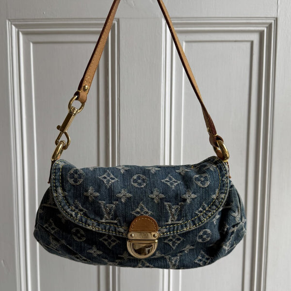 2005 Louis Vuitton Blue Denim Pleaty Shoulder Bag