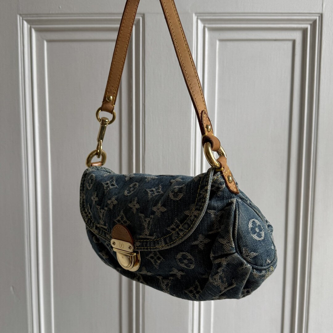 2005 Louis Vuitton Blue Denim Pleaty Shoulder Bag