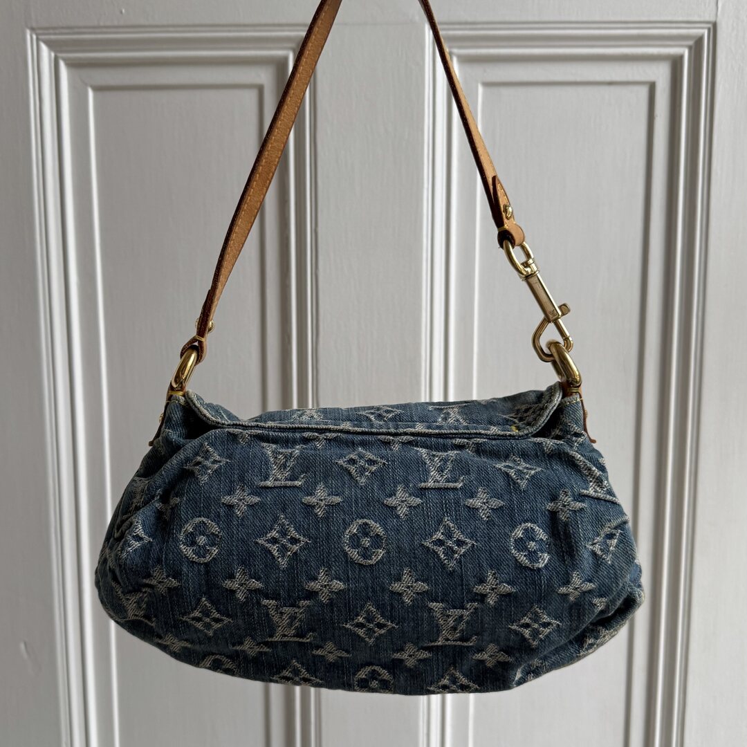 2005 Louis Vuitton Blue Denim Pleaty Shoulder Bag