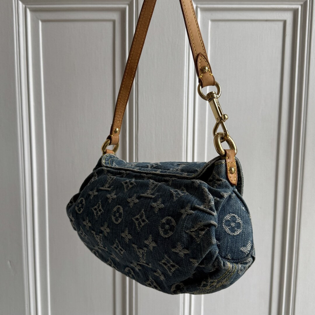 2005 Louis Vuitton Blue Denim Pleaty Shoulder Bag