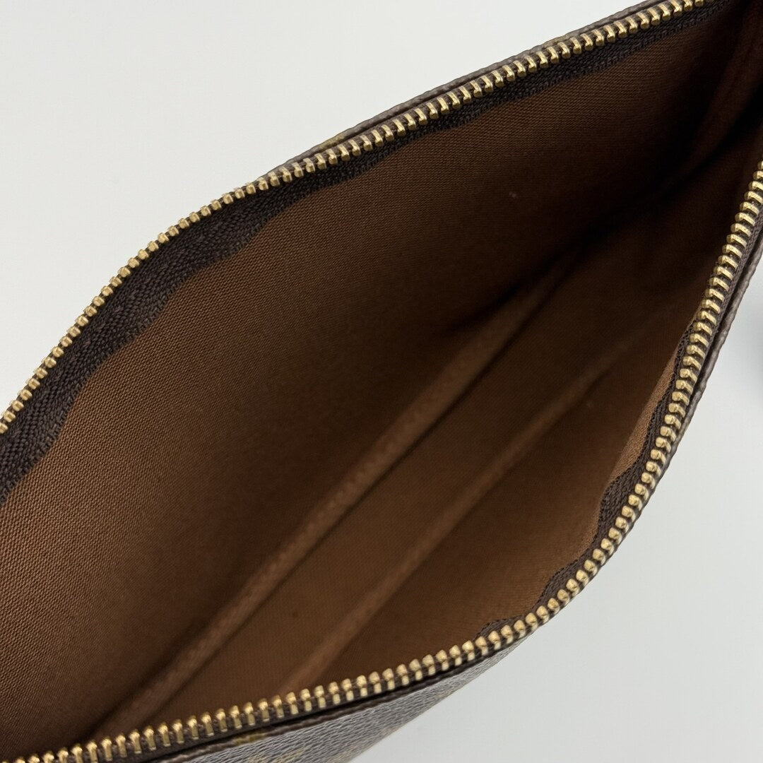 2001 Louis Vuitton Monogram Pochette Accessories Shoulder Bag