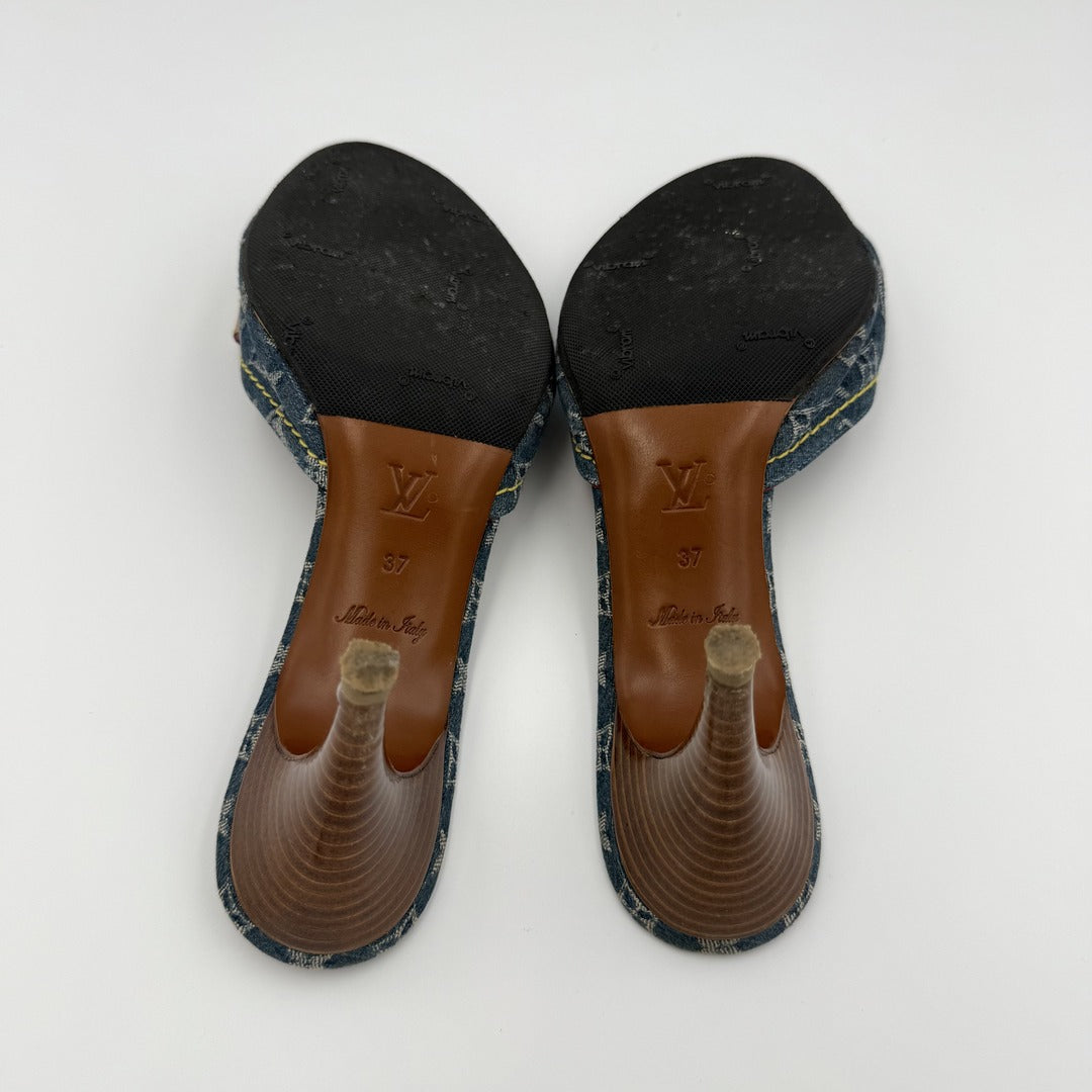 2005 Louis Vuitton Blue Denim Bow Kitten Heels