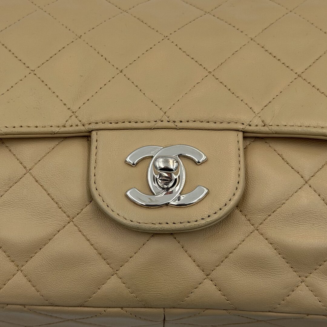 90s Chanel Matelasse Flap Chain Silver Beige Shoulder Bag