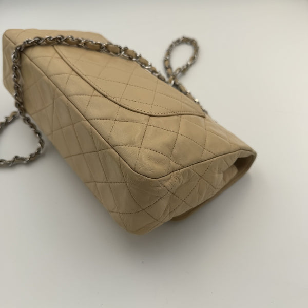 90s Chanel Matelasse Flap Chain Silver Beige Shoulder Bag