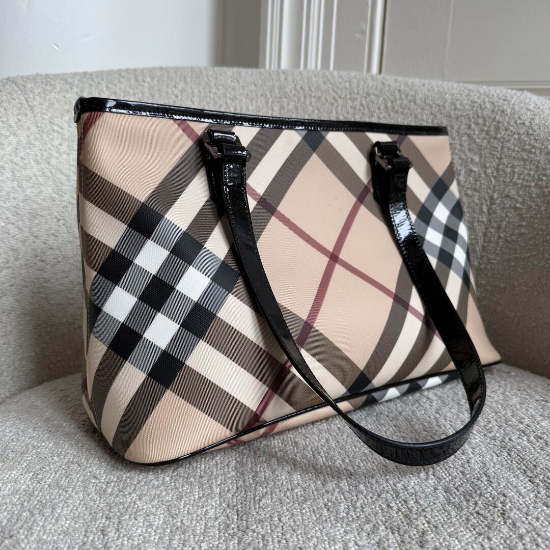 Burberry Nova Check Shoulder Bag