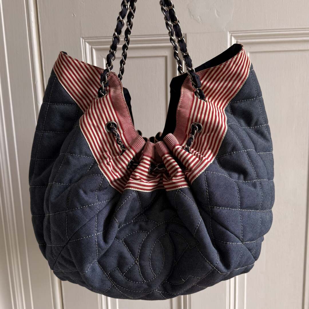 2009 Chanel CC Quilted Stitch Denim Chain Shoulder Bag