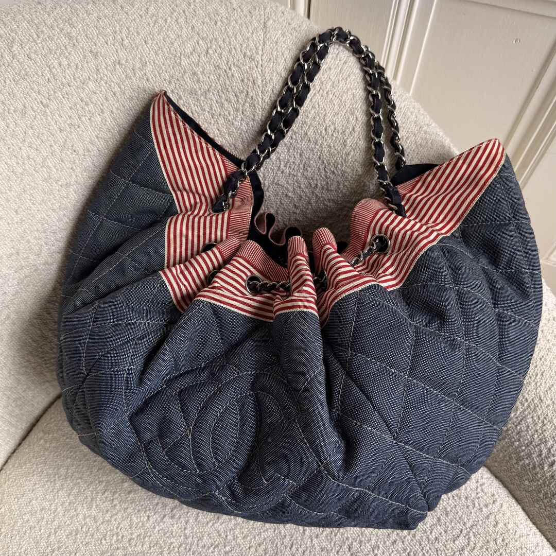 2009 Chanel CC Quilted Stitch Denim Chain Shoulder Bag