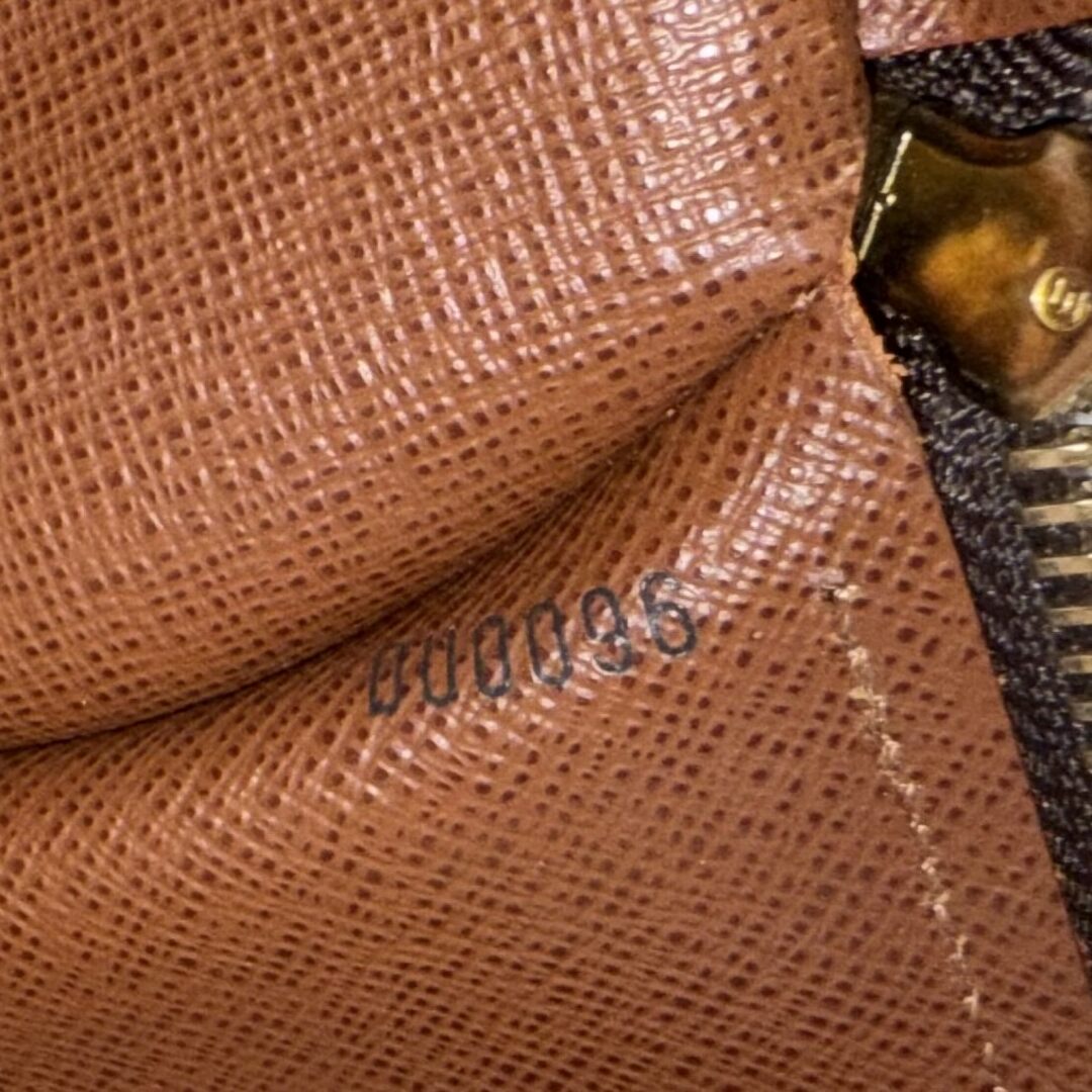 2006 Louis Vuitton Monogram Papillon 26 Handbag