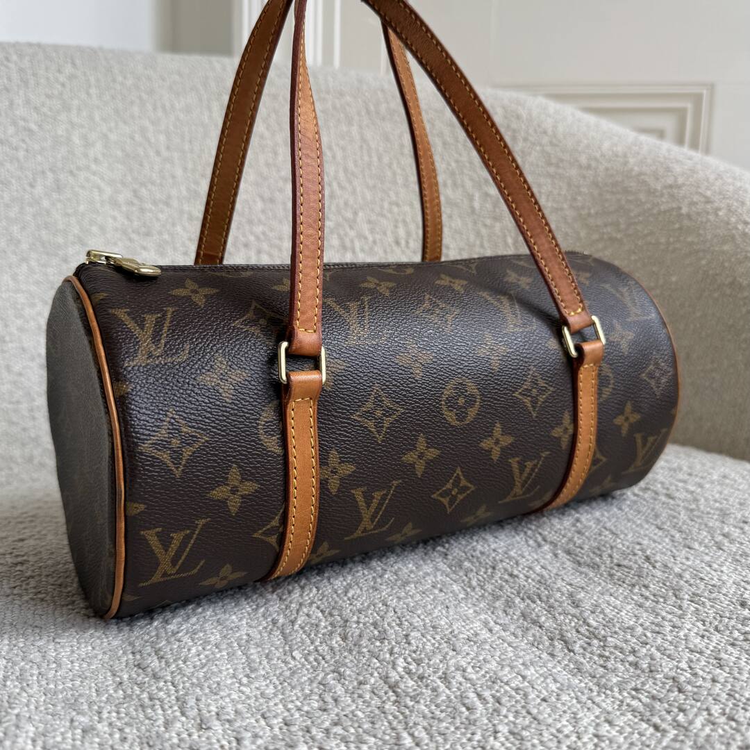 2006 Louis Vuitton Monogram Papillon 26 Handbag