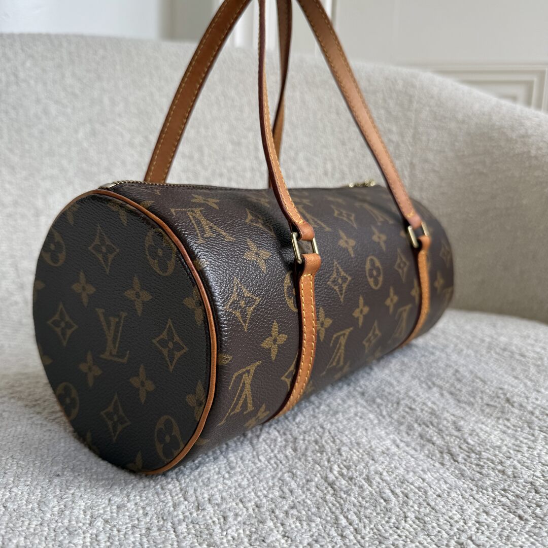 2006 Louis Vuitton Monogram Papillon 26 Handbag