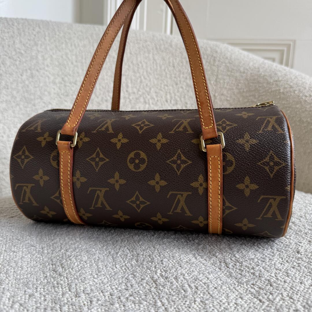 2006 Louis Vuitton Monogram Papillon 26 Handbag