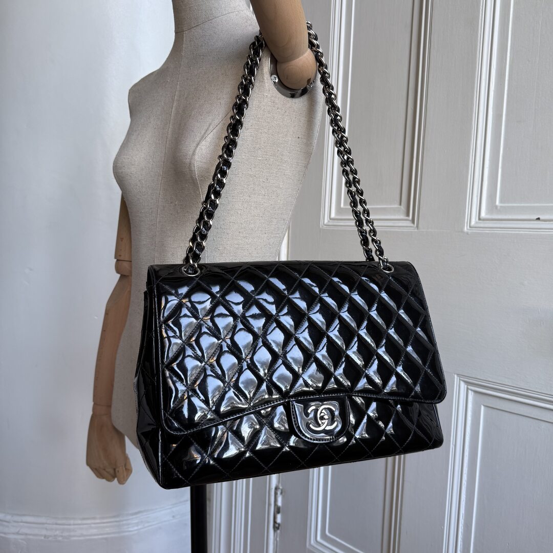 2010 Chanel CC Jumbo Flap Patent Leather Black Shoulder Bag