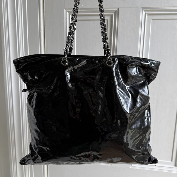 2009 Chanel CC Patent Leather Black Chain Tote Bag