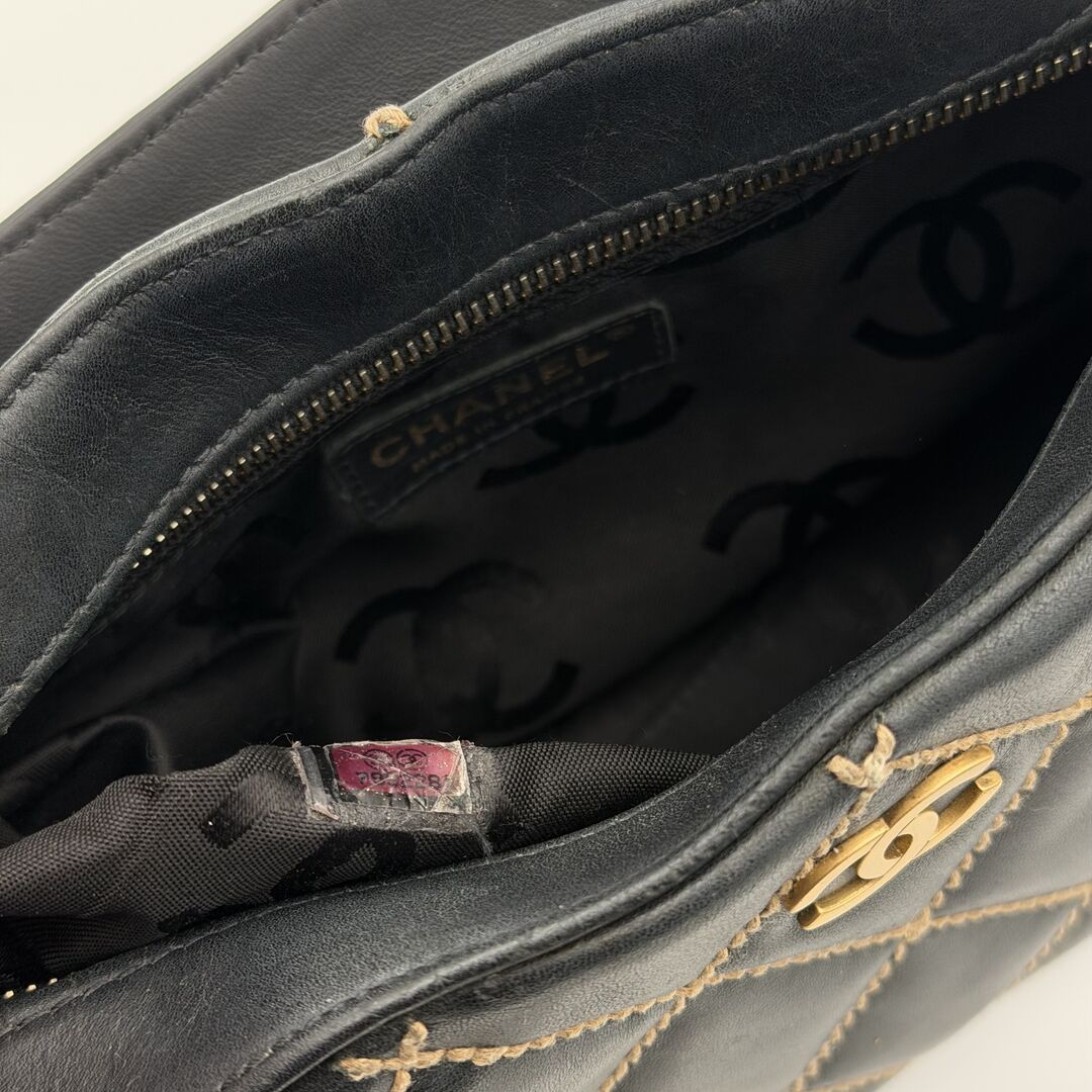 2005 Chanel CC Surpique Wild Stitch Black Leather Handbag