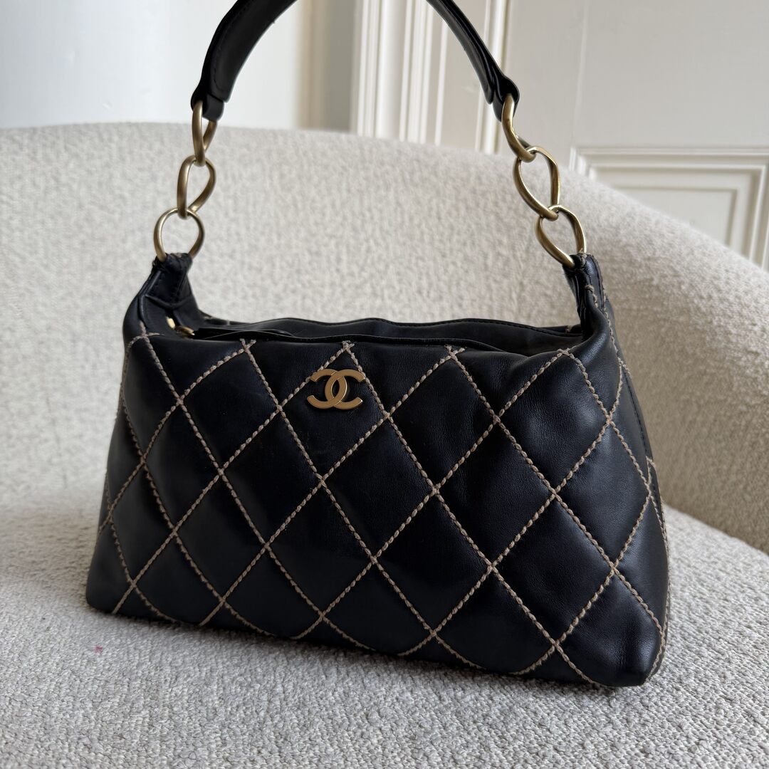 2005 Chanel CC Surpique Wild Stitch Black Leather Handbag
