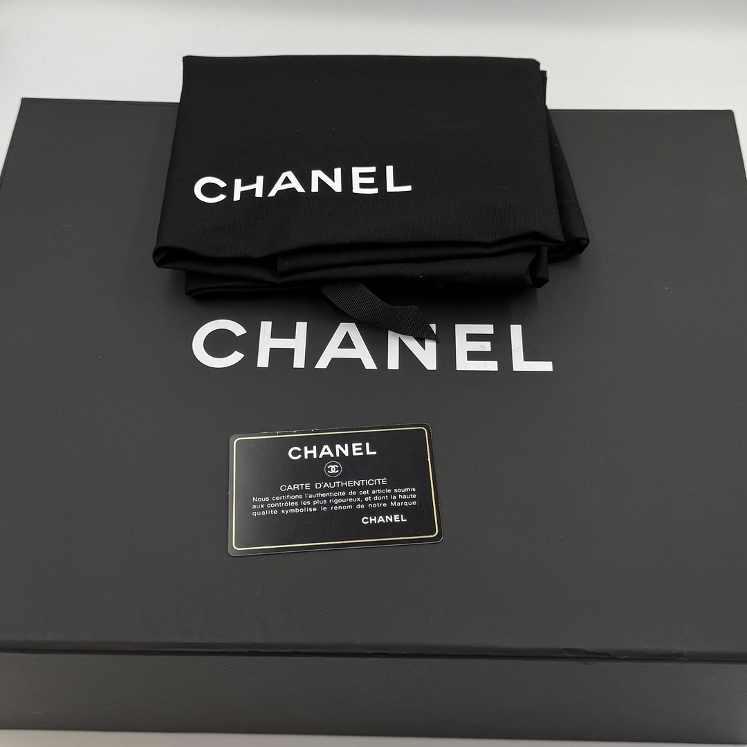 2014 Chanel Classic Jumbo Caviar Flap Black Shoulder Bag