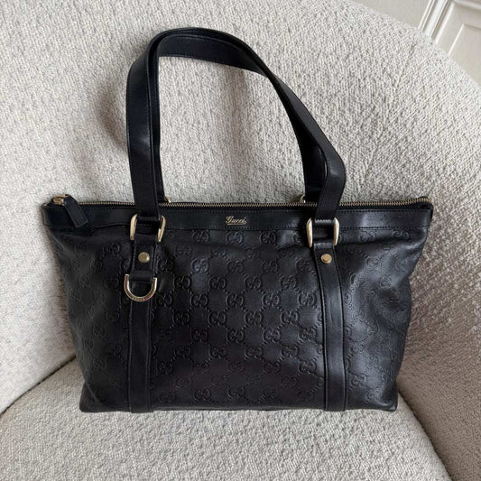 Gucci Guccissima Abbey Black Leather Shoulder Bag