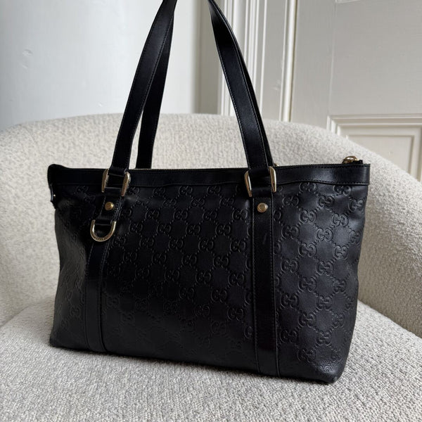 Gucci Guccissima Abbey Black Leather Shoulder Bag