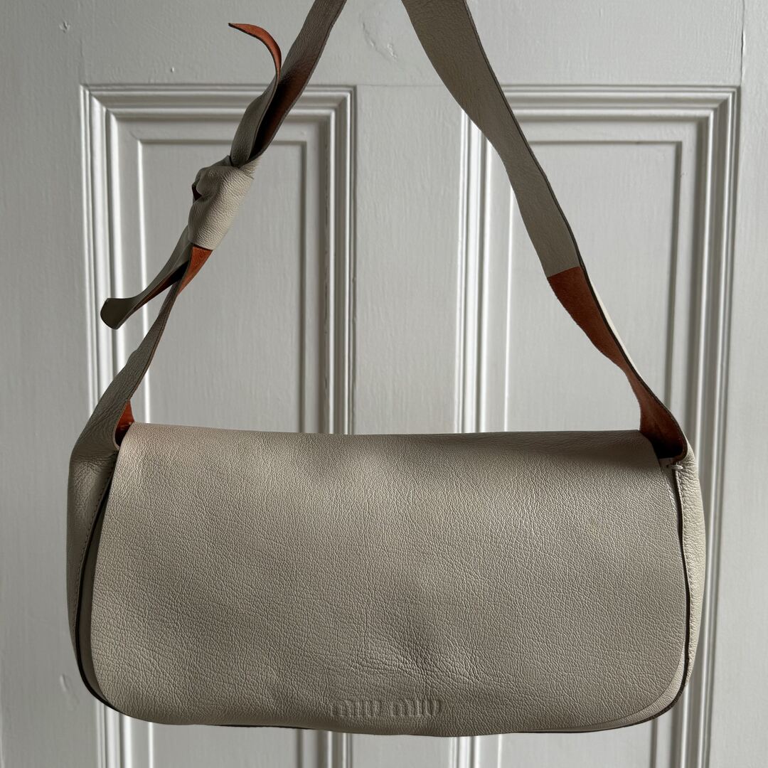 Archive Miu Miu White Leather Shoulder Bag