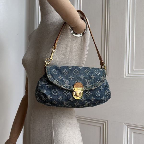 2005 Louis Vuitton Blue Denim Pleaty Shoulder Bag